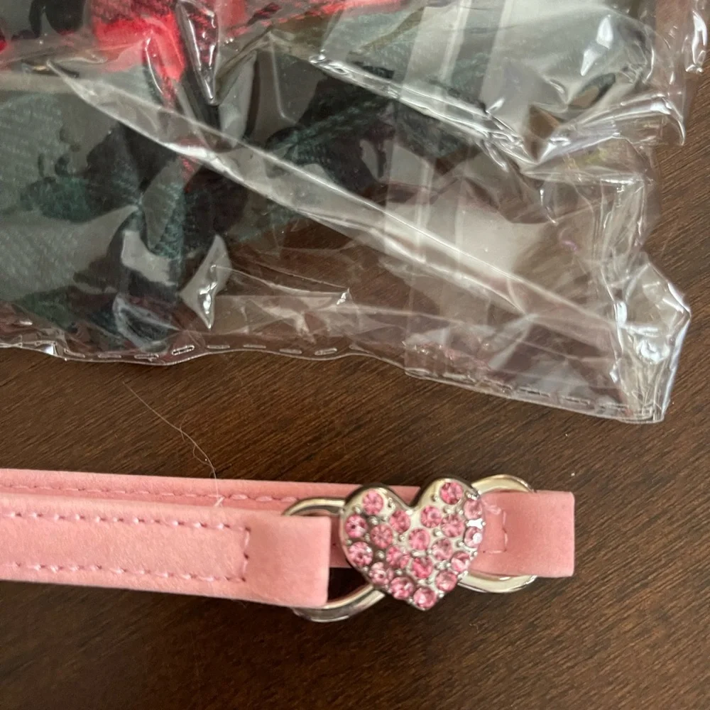 Miscellaneous cat or very small dog collars